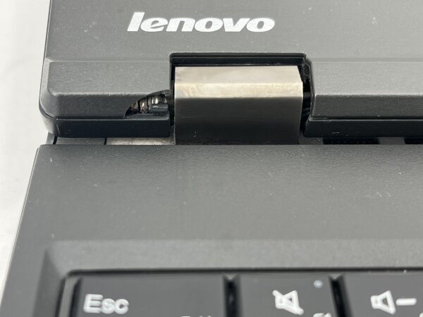 LenovoThinkPad T540p 15,6" HD i5-4200M 8GB 120GB SSD Win11 Pro LTE FP SPOT und Gehäusebruch E111